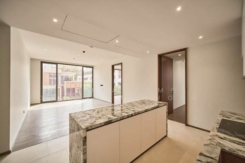 ROMM Convent, Bangkok, 42 Convent Road, Silom, Bang Rak, Bangkok, 2 Bedrooms, 85 sqm, Condo For Sale, by Chomratkamol Soontorntarawong (Gor), 500473044 - DDproperty.com