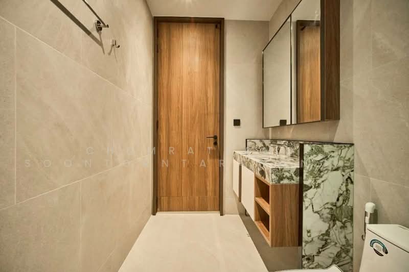 ROMM Convent, Bangkok, 42 Convent Road, Silom, Bang Rak, Bangkok, 3 Bedrooms, 182 sqm, Condo For Sale, by Chomratkamol Soontorntarawong (Gor), 500473047 - DDproperty.com