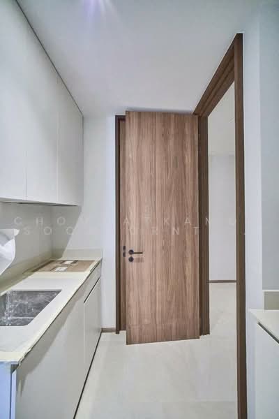 ROMM Convent, Bangkok, 42 Convent Road, Silom, Bang Rak, Bangkok, 3 Bedrooms, 182 sqm, Condo For Sale, by Chomratkamol Soontorntarawong (Gor), 500473047 - DDproperty.com