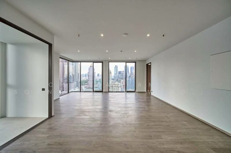 ROMM Convent, Bangkok, 42 Convent Road, Silom, Bang Rak, Bangkok, 3 Bedrooms, 182 sqm, Condo For Sale, by Chomratkamol Soontorntarawong (Gor), 500473047 - DDproperty.com