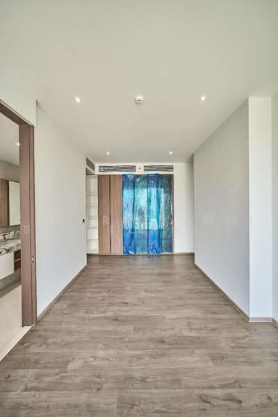 ROMM Convent, Bangkok, 42 Convent Road, Silom, Bang Rak, Bangkok, 3 Bedrooms, 182 sqm, Condo For Sale, by Chomratkamol Soontorntarawong (Gor), 500473047 - DDproperty.com