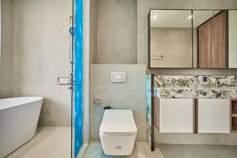 ROMM Convent, Bangkok, 42 Convent Road, Silom, Bang Rak, Bangkok, 3 Bedrooms, 182 sqm, Condo For Sale, by Chomratkamol Soontorntarawong (Gor), 500473047 - DDproperty.com