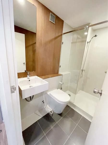 Blossom Condo @ Sathorn-Charoenrat, Bangkok, Charoen Rat Road, Thung Wat Don, Sathon, Bangkok, 1 Bedroom, 30 sqm, Condo For Sale, by Chomratkamol Soontorntarawong (Gor), 500473067 - DDproperty.com