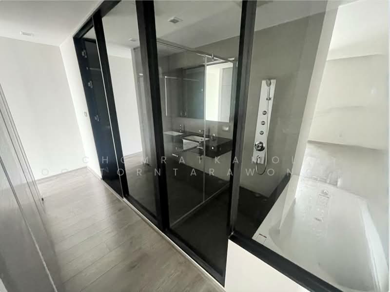 Whizdom Avenue Ratchada-Ladprao, Bangkok, Ladprao Road, Jom Phon, Chatuchak, Bangkok, 2 Bedrooms, 110 sqm, Condo For Sale, by Chomratkamol Soontorntarawong (Gor), 500473084 - DDproperty.com