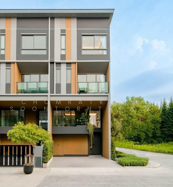 Patio Watcharapol-Ramindra, Bangkok, Watcharapol Road, Tha Rang, Bang Khen, Bangkok, 3 Bedrooms, 226 sqm, Townhouse For Sale, by Chomratkamol Soontorntarawong (Gor), 500473102 - DDproperty.com