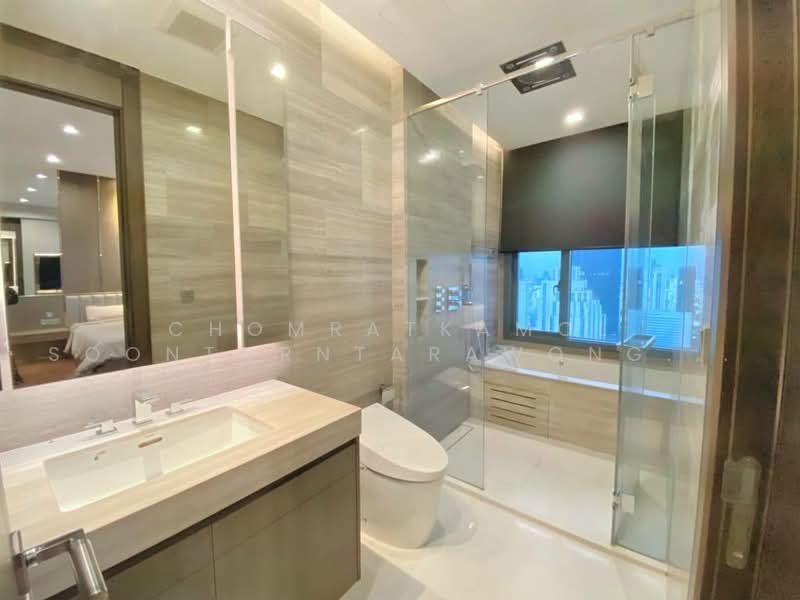 Q1 Sukhumvit, Bangkok, 1 Sukhumvit Road, Khlong Toei, Bangkok, 3 Bedrooms, 202 sqm, Condo For Sale, by Chomratkamol Soontorntarawong (Gor), 500473107 - DDproperty.com