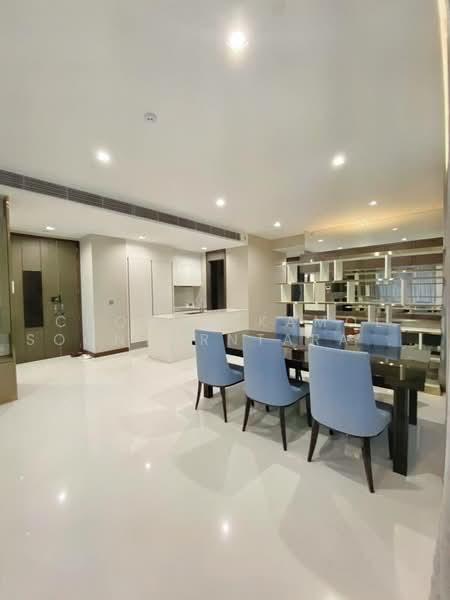 Q1 Sukhumvit, Bangkok, 1 Sukhumvit Road, Khlong Toei, Bangkok, 3 Bedrooms, 202 sqm, Condo For Sale, by Chomratkamol Soontorntarawong (Gor), 500473107 - DDproperty.com