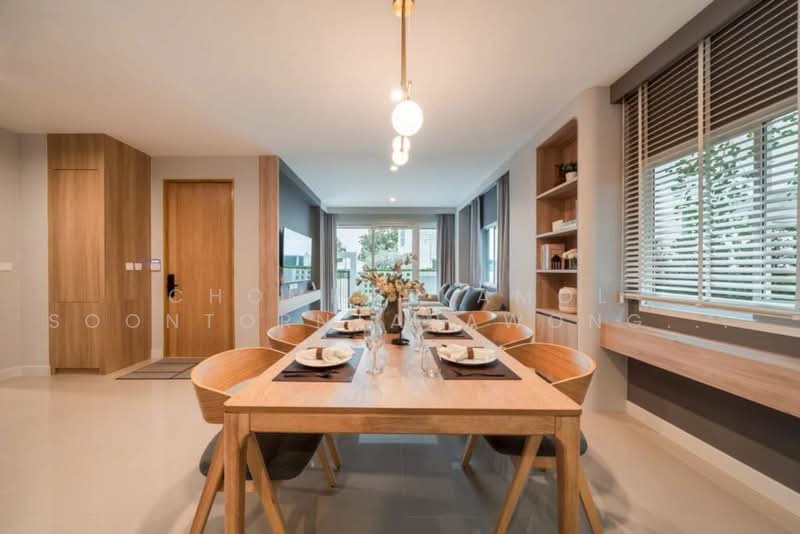 Nirvana Absolute Krungthep Kreetha, Bangkok, Soi Krungthep Kreetha B 5, Saphan Sung, Bangkok, 4 Bedrooms, 329 sqm, Single Detached House For Rent, by Chomratkamol Soontorntarawong (Gor), 500473117 - DDproperty.com