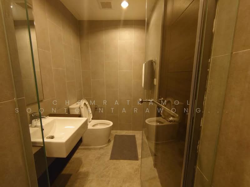 C Ekkamai, Bangkok, 888 Soi Sukhumvit 63, Sukhumvit Road, Khlong Tan Nua, Watthana, Bangkok, 1 Bedroom, 36 sqm, Condo For Sale, by Chomratkamol Soontorntarawong (Gor), 500473138 - DDproperty.com