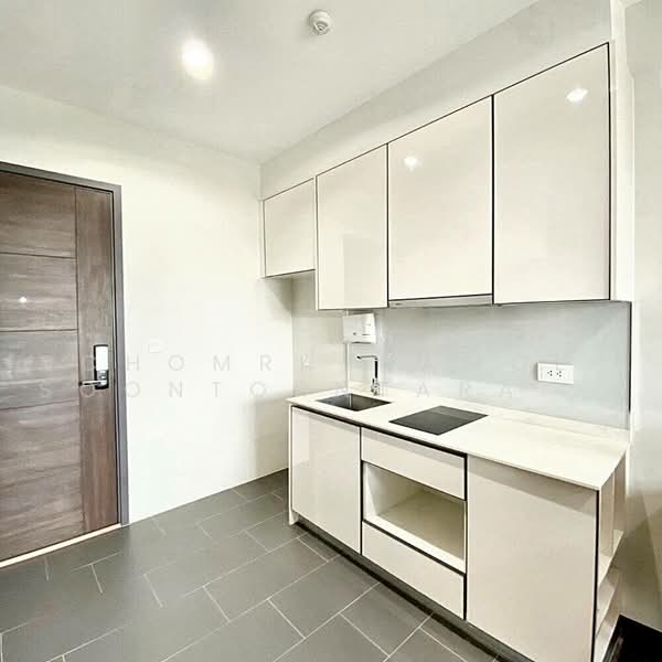 C Ekkamai, Bangkok, 888 Soi Sukhumvit 63, Sukhumvit Road, Khlong Tan Nua, Watthana, Bangkok, 1 Bedroom, 34 sqm, Condo For Sale, by Chomratkamol Soontorntarawong (Gor), 500473147 - DDproperty.com