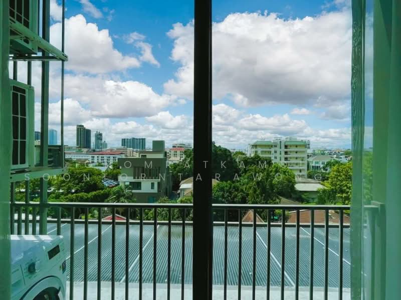 C Ekkamai, Bangkok, 888 Soi Sukhumvit 63, Sukhumvit Road, Khlong Tan Nua, Watthana, Bangkok, 1 Bedroom, 30 sqm, Condo For Sale, by Chomratkamol Soontorntarawong (Gor), 500473155 - DDproperty.com
