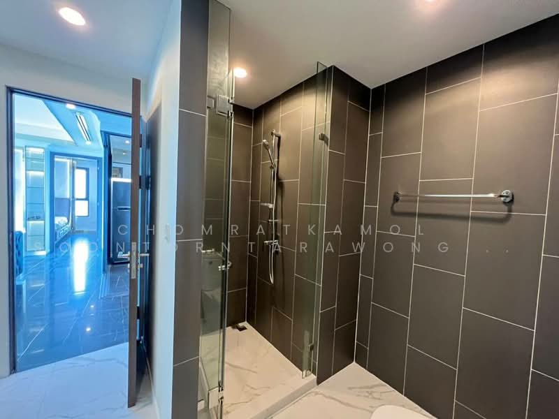 C Ekkamai, Bangkok, 888 Soi Sukhumvit 63, Sukhumvit Road, Khlong Tan Nua, Watthana, Bangkok, 1 Bedroom, 66 sqm, Condo For Sale, by Chomratkamol Soontorntarawong (Gor), 500473160 - DDproperty.com