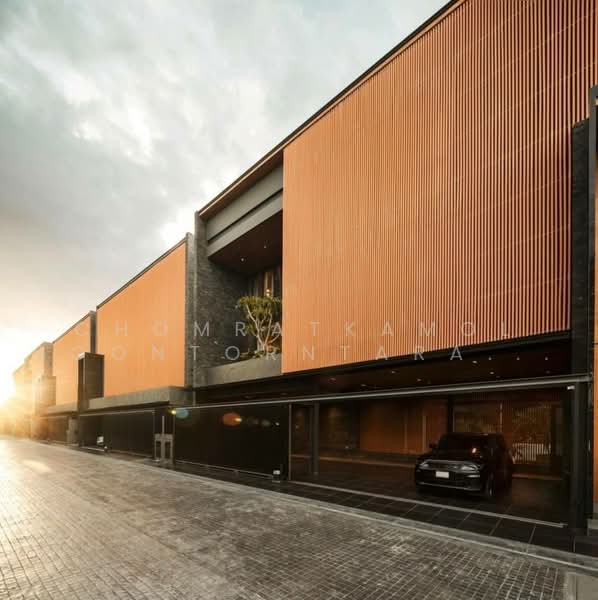 Atelier Residences, Bangkok, Wang Thonglang, Bangkok, 4 Bedrooms, 1,150 sqm, Single Detached House For Sale, by Chomratkamol Soontorntarawong (Gor), 500473171 - DDproperty.com