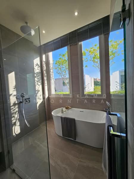 Noble Terra Rama 9-Ekamai, Bangkok, 299 Chamnian Soem Alley, Wang Thonglang, Bangkok, 4 Bedrooms, 382 sqm, Single Detached House For Sale, by Chomratkamol Soontorntarawong (Gor), 500473172 - DDproperty.com