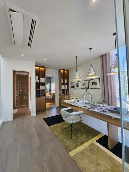 Noble Terra Rama 9-Ekamai, Bangkok, 299 Chamnian Soem Alley, Wang Thonglang, Bangkok, 4 Bedrooms, 409 sqm, Single Detached House For Sale, by Chomratkamol Soontorntarawong (Gor), 500473173 - DDproperty.com