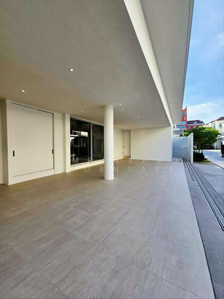 Noble Terra Rama 9-Ekamai, Bangkok, 299 Chamnian Soem Alley, Wang Thonglang, Bangkok, 5 Bedrooms, 498 sqm, Single Detached House For Sale, by Chomratkamol Soontorntarawong (Gor), 500473176 - DDproperty.com