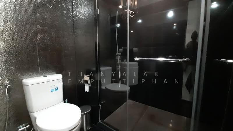 Rhythm Sukhumvit 36-38, Bangkok, 55 Soi Sukhumvit 36, Sukhumvit Road, Phra Kanong, Khlong Toei, Bangkok, 2 Bedrooms, 56 sqm, Condo For Sale, by Thanyalak Premputtiphan, 500473221 - DDproperty.com