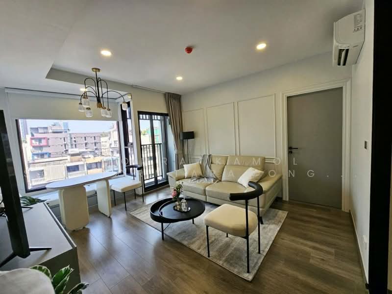 SOHO Bangkok Ratchada, Bangkok, 74 Pracha Rat Bamphen Rd, Huai Khwang, Bangkok, 2 Bedrooms, 52 sqm, Condo For Rent, by Chomratkamol Soontorntarawong (Gor), 500473224 - DDproperty.com