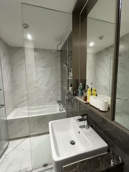 Fynn Asoke, Bangkok, 28 Sukhumvit 10 Alley, Khlong Toei, Bangkok, 1 Bedroom, 37 sqm, Condo For Sale, by Chomratkamol Soontorntarawong (Gor), 500473239 - DDproperty.com