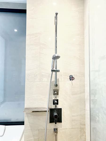ASHTON Silom, Bangkok, 166 Silom Road, Bang Rak, Bangkok, 1 Bedroom, 41 sqm, Condo For Sale, by Chomratkamol Soontorntarawong (Gor), 500473277 - DDproperty.com