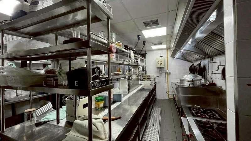 Restaurant Space with Fully Equipped Kitchen Thonglor Near BTS Thonglor, Bangkok, Phra Kanong, Khlong Toei, Bangkok, , 230 sqm, Retail Space For Rent, by LINE @firststep, 500473285 - DDproperty.com