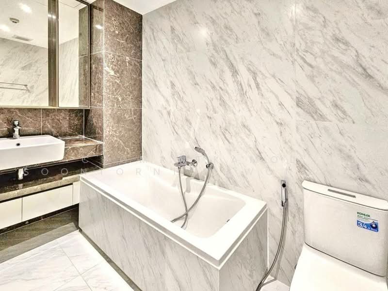 Fynn Asoke, Bangkok, 28 Sukhumvit 10 Alley, Khlong Toei, Bangkok, 2 Bedrooms, 88 sqm, Condo For Sale, by Chomratkamol Soontorntarawong (Gor), 500473290 - DDproperty.com