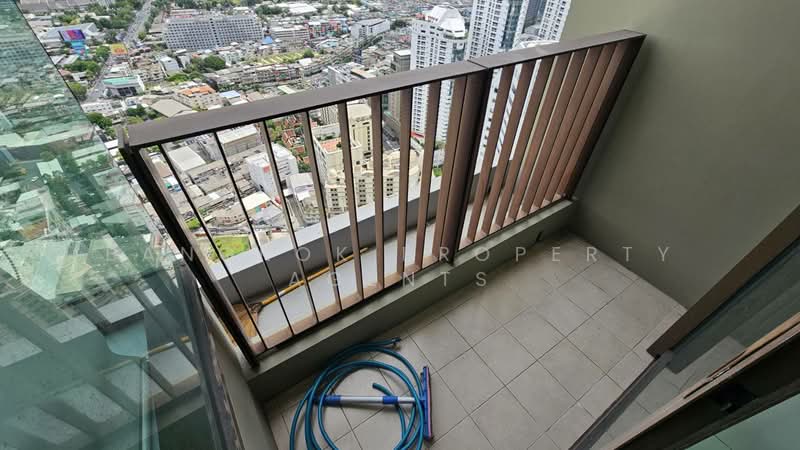 The Emporio Place, Bangkok, 93 Soi Sukhumvit 24, Sukhumvit Road, Khong Tan, Khlong Toei, Bangkok, 2 Bedrooms, 105 sqm, Condo For Rent, by BANGKOK PROPERTY AGENTS, 500473391 - DDproperty.com