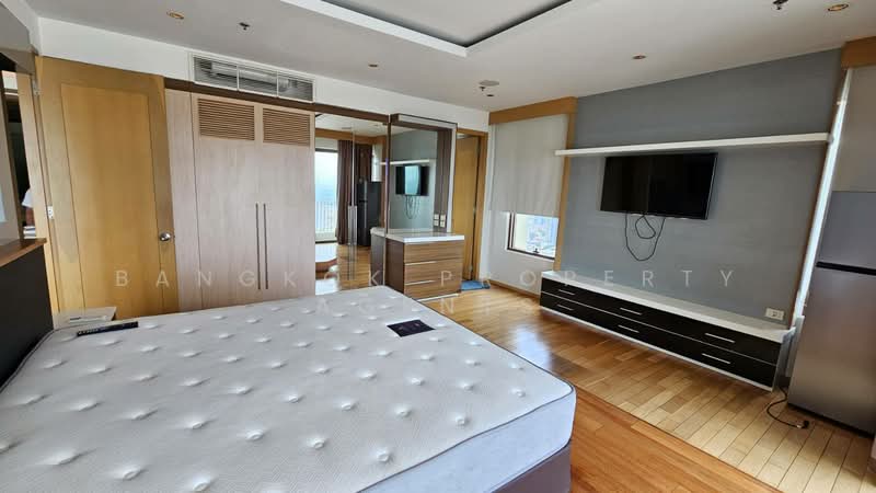 The Emporio Place, Bangkok, 93 Soi Sukhumvit 24, Sukhumvit Road, Khong Tan, Khlong Toei, Bangkok, 2 Bedrooms, 105 sqm, Condo For Rent, by BANGKOK PROPERTY AGENTS, 500473391 - DDproperty.com