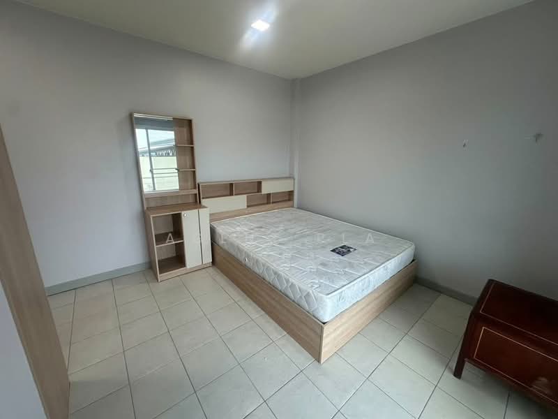 For Rent: 4-Story Home Office in Ladprao Area, near Ladprao 83 Station (Yellow Line BTS) (SPSAD4118), Bangkok, Wang Thonglang, Bangkok, 3 Bedrooms, 320 sqm, Townhouse For Rent, by Agent Pla, 500473416 - DDproperty.com