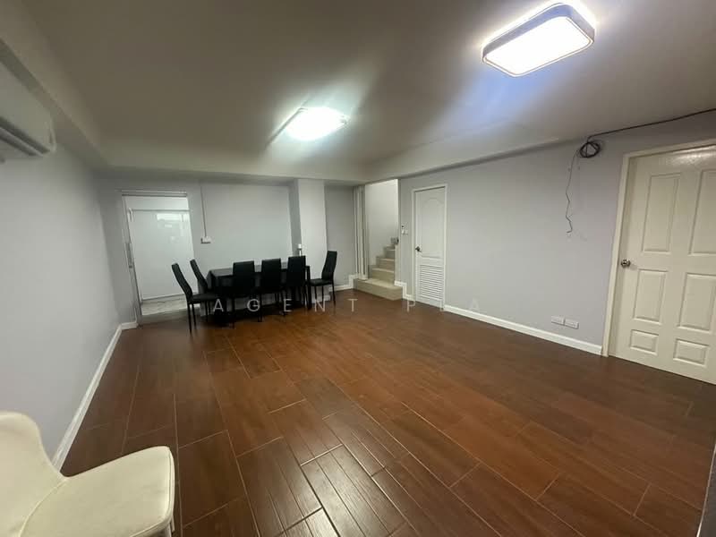 For Rent: 4-Story Home Office in Ladprao Area, near Ladprao 83 Station (Yellow Line BTS) (SPSAD4118), Bangkok, Wang Thonglang, Bangkok, 3 Bedrooms, 320 sqm, Townhouse For Rent, by Agent Pla, 500473416 - DDproperty.com
