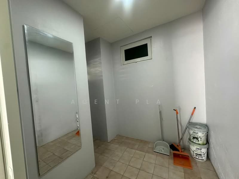 For Rent: 4-Story Home Office in Ladprao Area, near Ladprao 83 Station (Yellow Line BTS) (SPSAD4118), Bangkok, Wang Thonglang, Bangkok, 3 Bedrooms, 320 sqm, Townhouse For Rent, by Agent Pla, 500473416 - DDproperty.com
