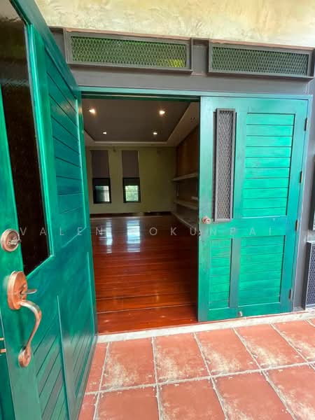 5-BR House, Chon Buri (Pattaya), Na Chom Thian, Sattahip, Chon Buri (Pattaya), 5 Bedrooms, 800 sqm, Single Detached House For Sale, by Valen Lokunpai , 500473437 - DDproperty.com
