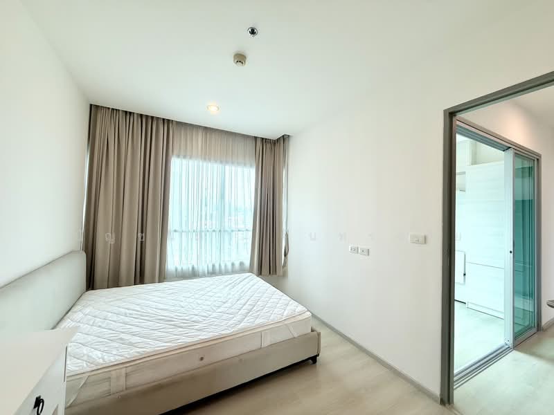 Life Ratchadapisek, Bangkok, 279 Ratchadapisaek Road, Huai Khwang, Bangkok, 2 Bedrooms, 46 sqm, Condo For Sale, by ปัญชนิดา จันทรงชัย, 500473443 - DDproperty.com