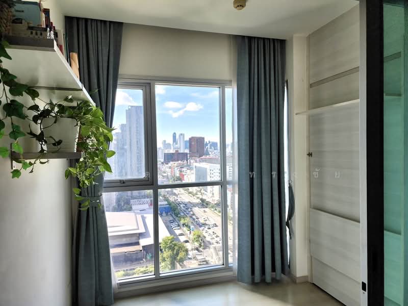 Life Ratchadapisek, Bangkok, 279 Ratchadapisaek Road, Huai Khwang, Bangkok, 2 Bedrooms, 46 sqm, Condo For Sale, by ปัญชนิดา จันทรงชัย, 500473443 - DDproperty.com