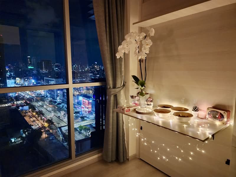 Life Ratchadapisek, Bangkok, 279 Ratchadapisaek Road, Huai Khwang, Bangkok, 2 Bedrooms, 46 sqm, Condo For Sale, by ปัญชนิดา จันทรงชัย, 500473443 - DDproperty.com