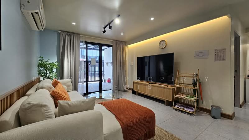 Townhome-Office near Benchakitti Park, Bangkok, Khlong Toei, Bangkok, 4 Bedrooms, 250 sqm, Townhouse For Rent, by BANGKOK PROPERTY AGENTS, 500473447 - DDproperty.com