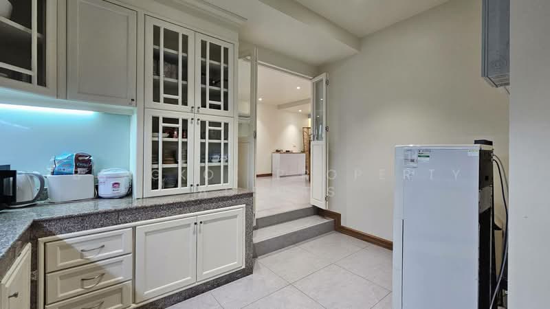 Townhome-Office near Benchakitti Park, Bangkok, Khlong Toei, Bangkok, 4 Bedrooms, 250 sqm, Townhouse For Rent, by BANGKOK PROPERTY AGENTS, 500473447 - DDproperty.com