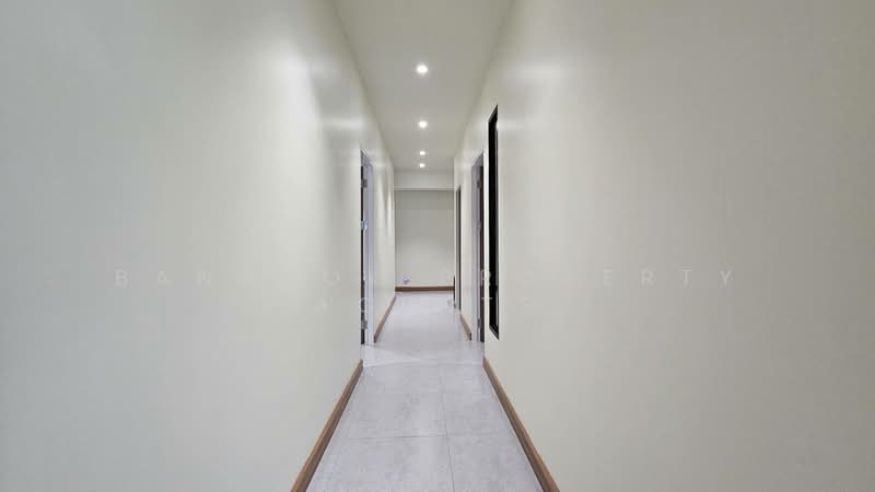Townhome-Office near Benchakitti Park, Bangkok, Khlong Toei, Bangkok, 4 Bedrooms, 250 sqm, Townhouse For Rent, by BANGKOK PROPERTY AGENTS, 500473447 - DDproperty.com