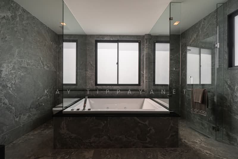 Grand Bangkok Boulevard Ratchaphruek – Phrannok, Bangkok, Bang Chuek Nang, Taling Chan, Bangkok, 6 Bedrooms, 825 sqm, Single Detached House For Sale, by Kay Tippayanet, 500473467 - DDproperty.com