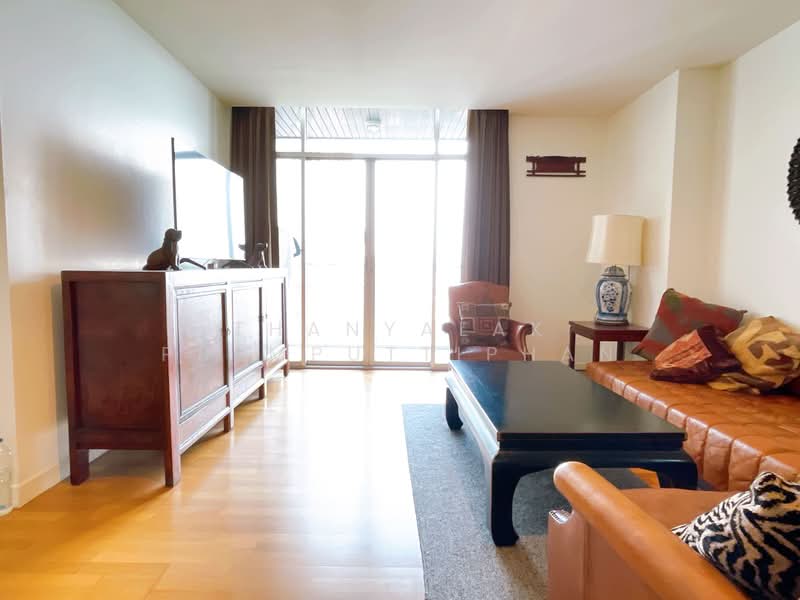Urbana Sathorn, Bangkok, 55 South Sathorn Road, Thung Maha Mek, Sathon, Bangkok, 1 Bedroom, 70 sqm, Condo For Sale, by Thanyalak Premputtiphan, 500473484 - DDproperty.com