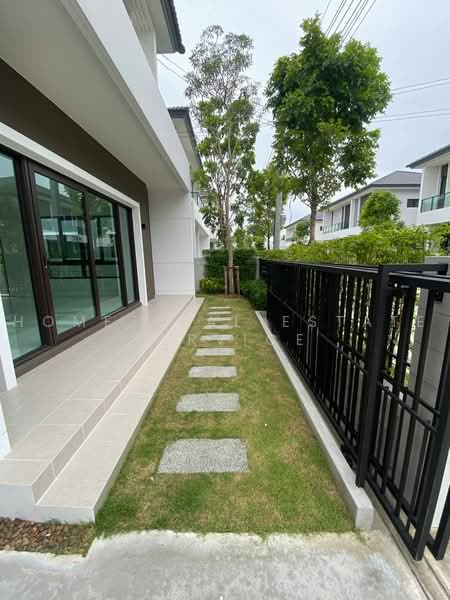 CENTRO Ratchapruek-Suanpak 2 : เซนโทร ราชพฤกษ์-สวนผัก 2, นนทบุรี, ถนน บางกรวย-จงถนอม, วัดชลอ, บางกรวย, นนทบุรี, 300 ตร.ม., บ้านเดี่ยว ให้เช่า, โดย HOME Real Estate Service, 500473518 - DDproperty.com
