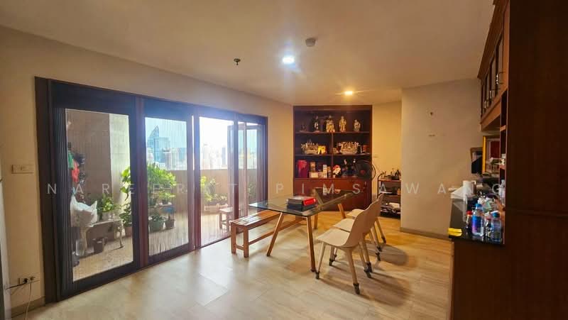 Fifty Fifth Tower, Bangkok, 84 Soi Sukhumvit 55, Sukhumvit Road, Khlong Tan Nua, Watthana, Bangkok, 3 Bedrooms, 223 sqm, Condo For Sale, by Nareerat Pimsawang, 500473564 - DDproperty.com