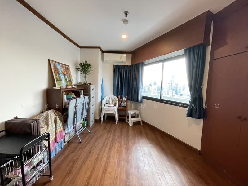 Fifty Fifth Tower, Bangkok, 84 Soi Sukhumvit 55, Sukhumvit Road, Khlong Tan Nua, Watthana, Bangkok, 3 Bedrooms, 223 sqm, Condo For Sale, by Nareerat Pimsawang, 500473564 - DDproperty.com