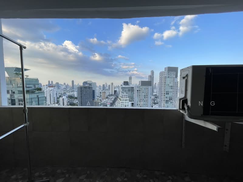 Fifty Fifth Tower, Bangkok, 84 Soi Sukhumvit 55, Sukhumvit Road, Khlong Tan Nua, Watthana, Bangkok, 3 Bedrooms, 223 sqm, Condo For Sale, by Nareerat Pimsawang, 500473564 - DDproperty.com