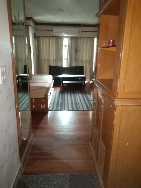 Sathorn Gardens, Bangkok, 39 South Sathorn Road, Thung Maha Mek, Sathon, Bangkok, 1 Bedroom, 40 sqm, Condo For Sale, by Thanyalak Premputtiphan, 500473570 - DDproperty.com
