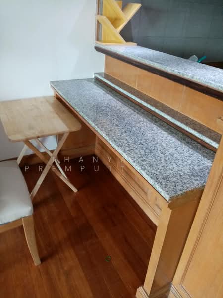 Sathorn Gardens, Bangkok, 39 South Sathorn Road, Thung Maha Mek, Sathon, Bangkok, 1 Bedroom, 40 sqm, Condo For Sale, by Thanyalak Premputtiphan, 500473570 - DDproperty.com
