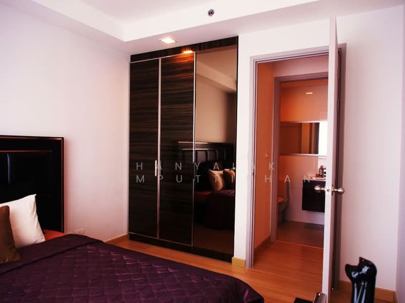 Thru Thonglor, Bangkok, Petchaburi Road, Bang Kapi, Huai Khwang, Bangkok, 1 Bedroom, 37 sqm, Condo For Sale, by Thanyalak Premputtiphan, 500473587 - DDproperty.com