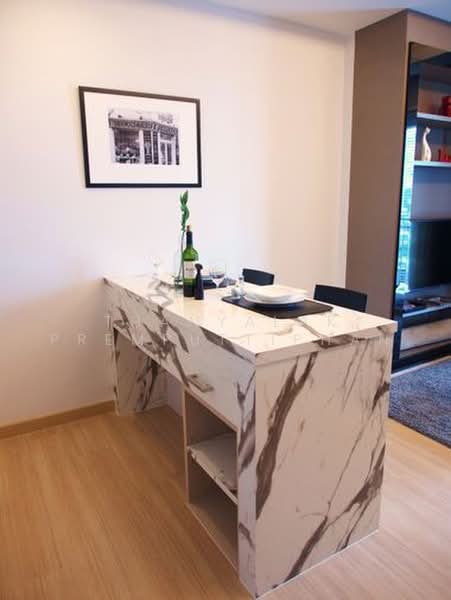 Thru Thonglor, Bangkok, Petchaburi Road, Bang Kapi, Huai Khwang, Bangkok, 1 Bedroom, 37 sqm, Condo For Sale, by Thanyalak Premputtiphan, 500473587 - DDproperty.com