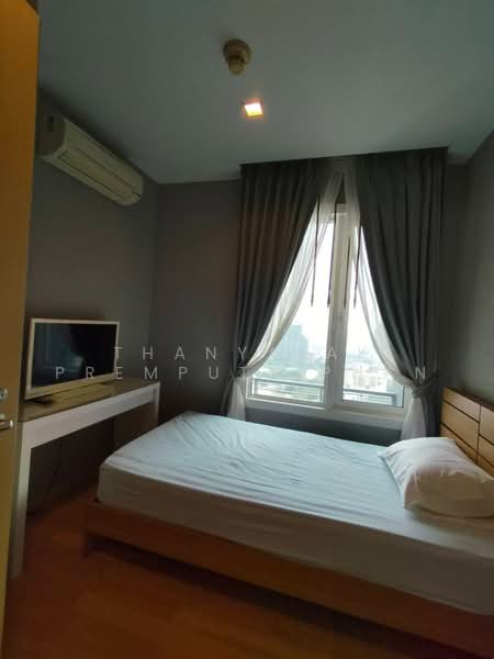 Siri At Sukhumvit, Bangkok, 902 Sukhumvit Road, Phra Kanong, Khlong Toei, Bangkok, 2 Bedrooms, 70 sqm, Condo For Sale, by Thanyalak Premputtiphan, 500473589 - DDproperty.com