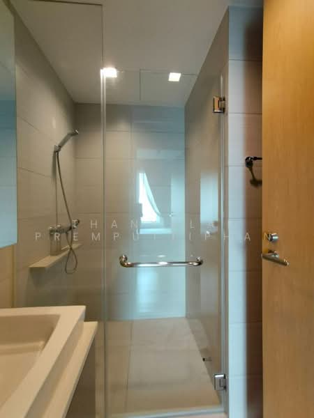 Siri At Sukhumvit, Bangkok, 902 Sukhumvit Road, Phra Kanong, Khlong Toei, Bangkok, 2 Bedrooms, 70 sqm, Condo For Sale, by Thanyalak Premputtiphan, 500473589 - DDproperty.com